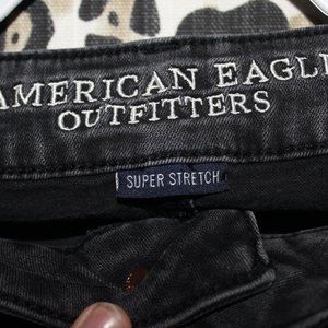 American Eagle Outfitters SUPER STRETCH black rip shorts